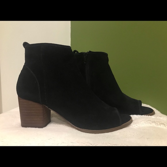 Aldo Peep Toe Booties - Picture 2 of 3